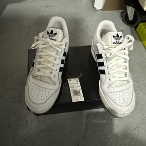 Adidas Forum 84 low ADV